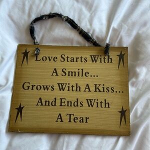 Love starts with a smile decor hanger
